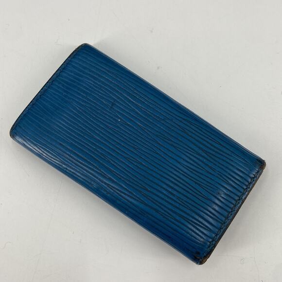 Authentic blue Louis Vuitton keyholder - Picture 2 of 9